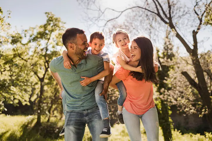 family-ministry-happy